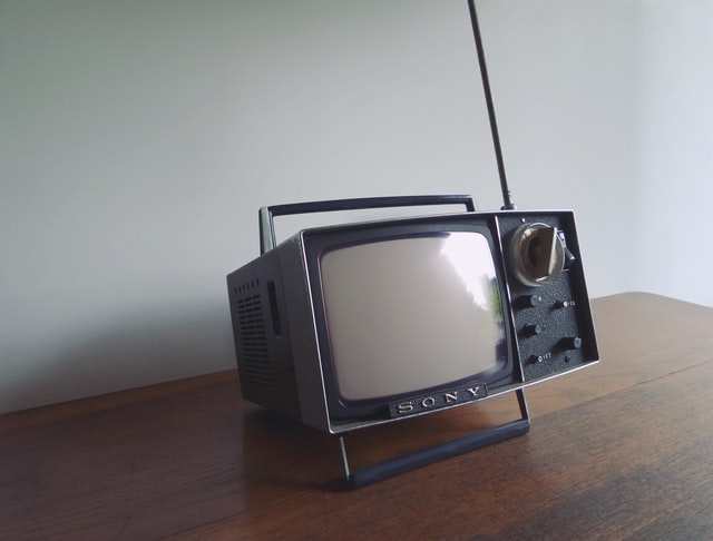 오래된 CRT TV